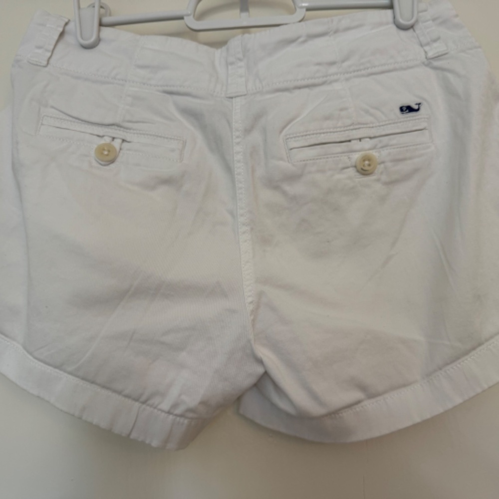 Vineyard Vines white shorts - size 0 - Picture 2 of 3